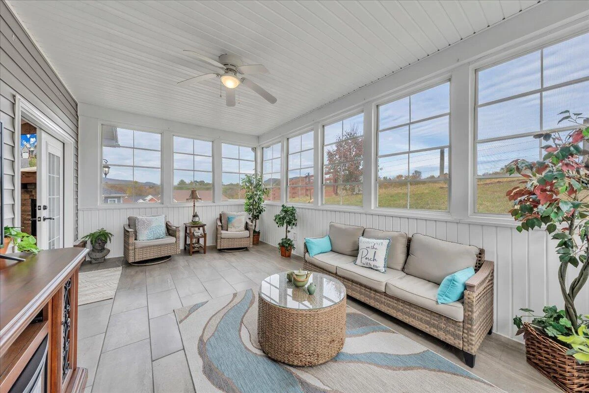 1152 Cardiff CT - Photo 17
