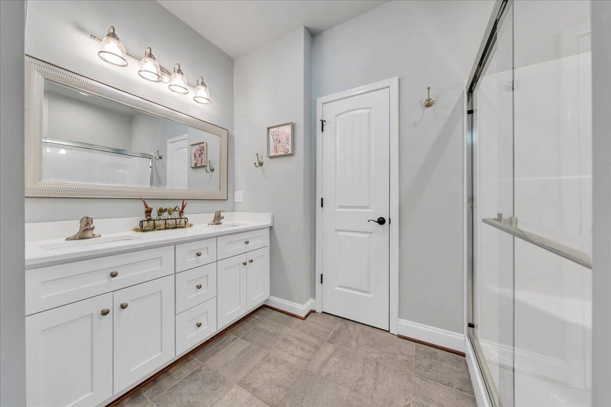 1152 Cardiff CT - Photo 23