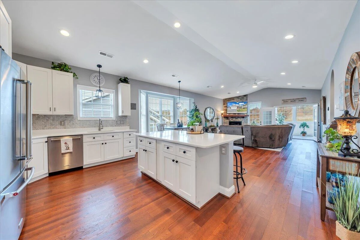 1152 Cardiff CT - Photo 7