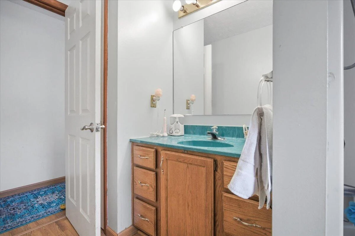 4600 Tobey RD - Photo 15