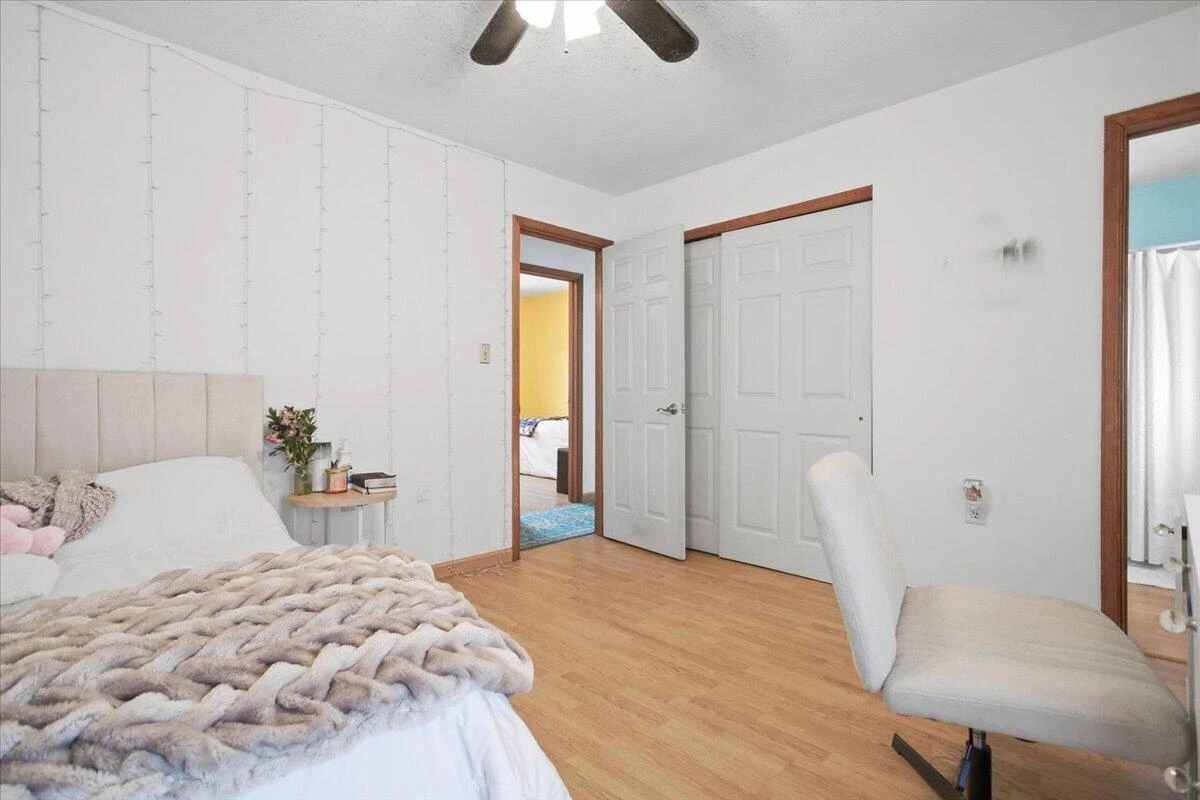 4600 Tobey RD - Photo 17