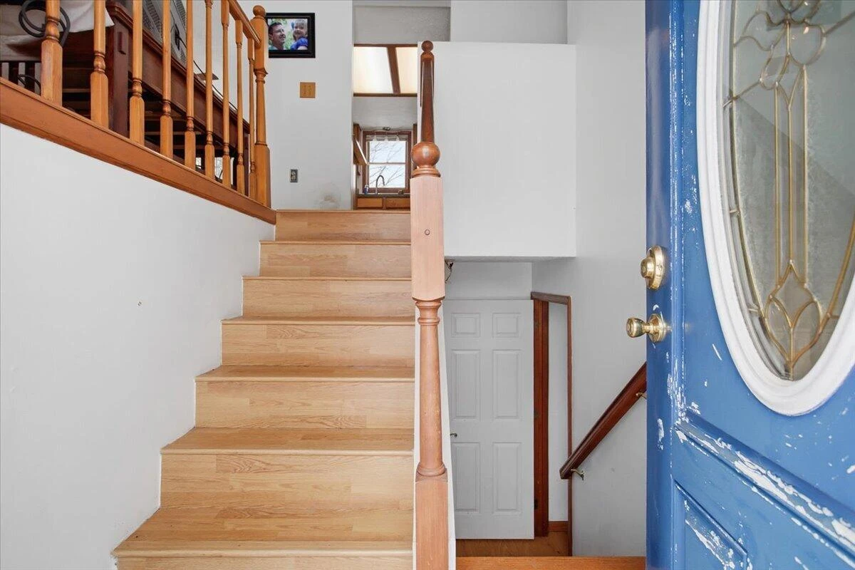 4600 Tobey RD - Photo 3