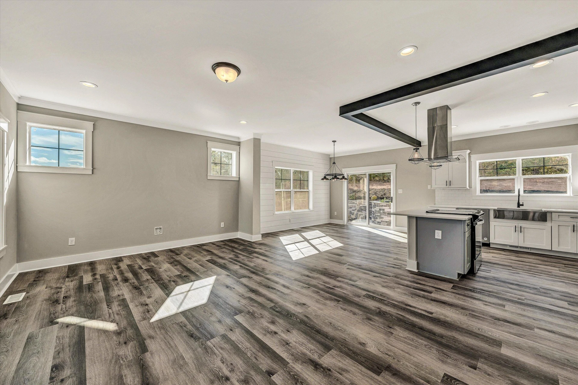 1154 Barrow Hills DR - Photo 15