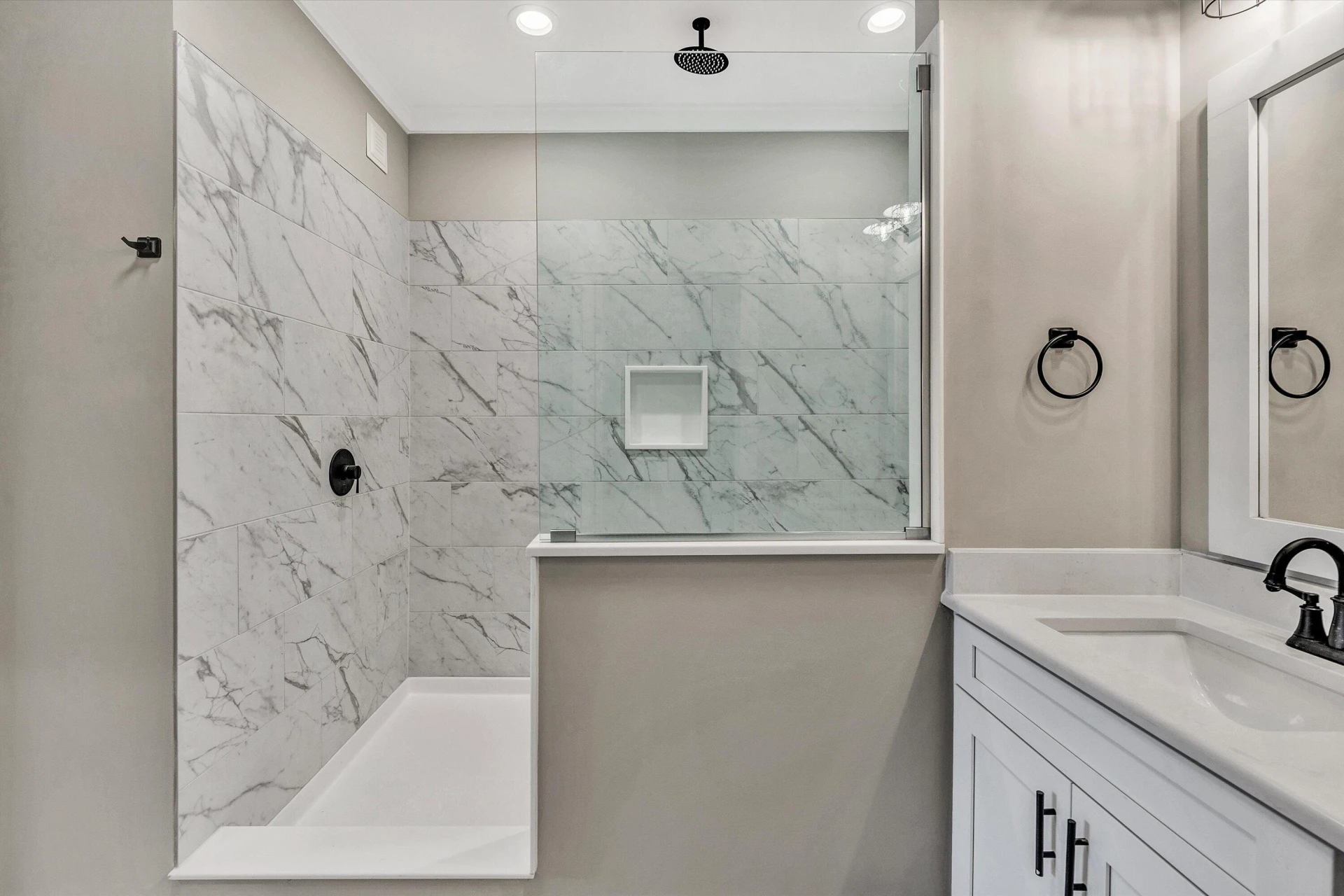 1154 Barrow Hills DR - Photo 32