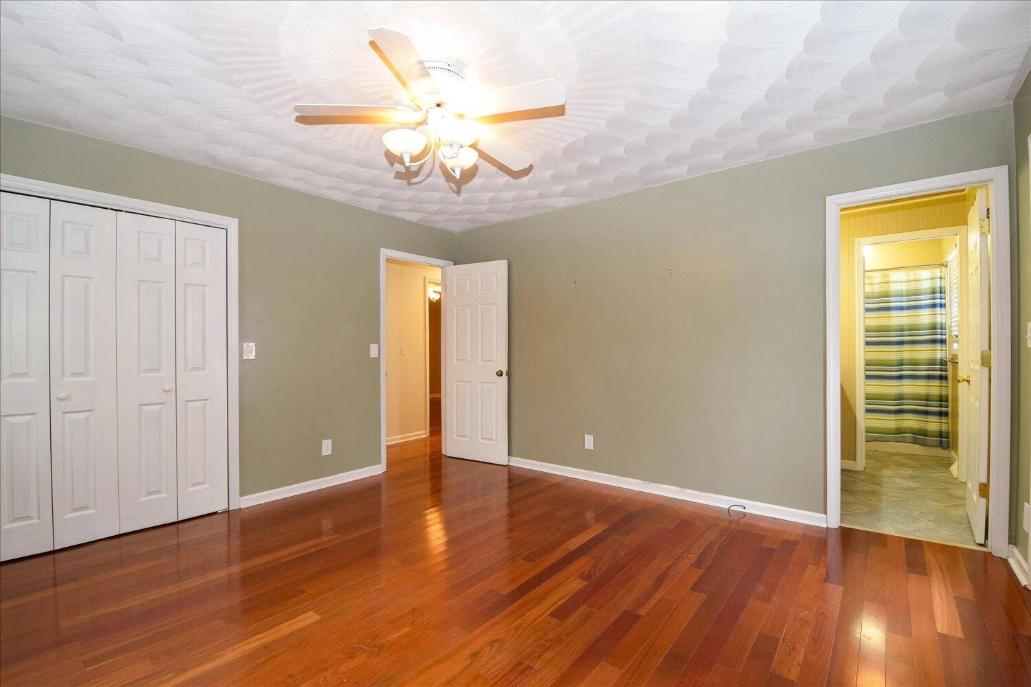 246 Pinehurst DR - Photo 11