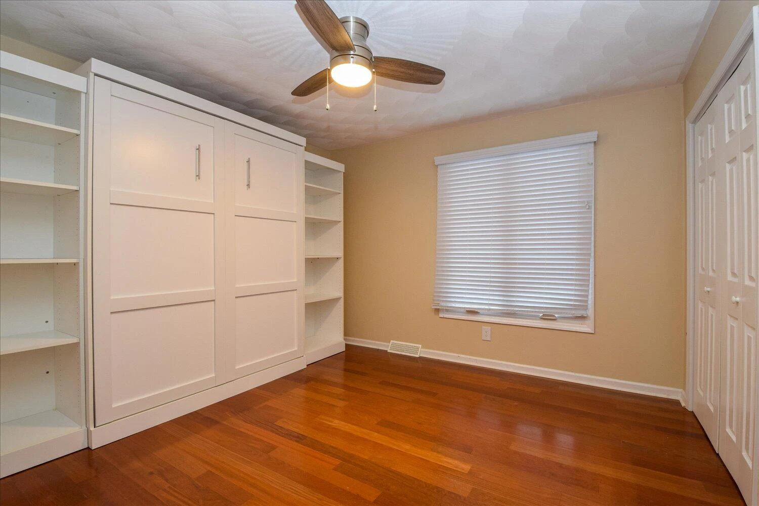 246 Pinehurst DR - Photo 15