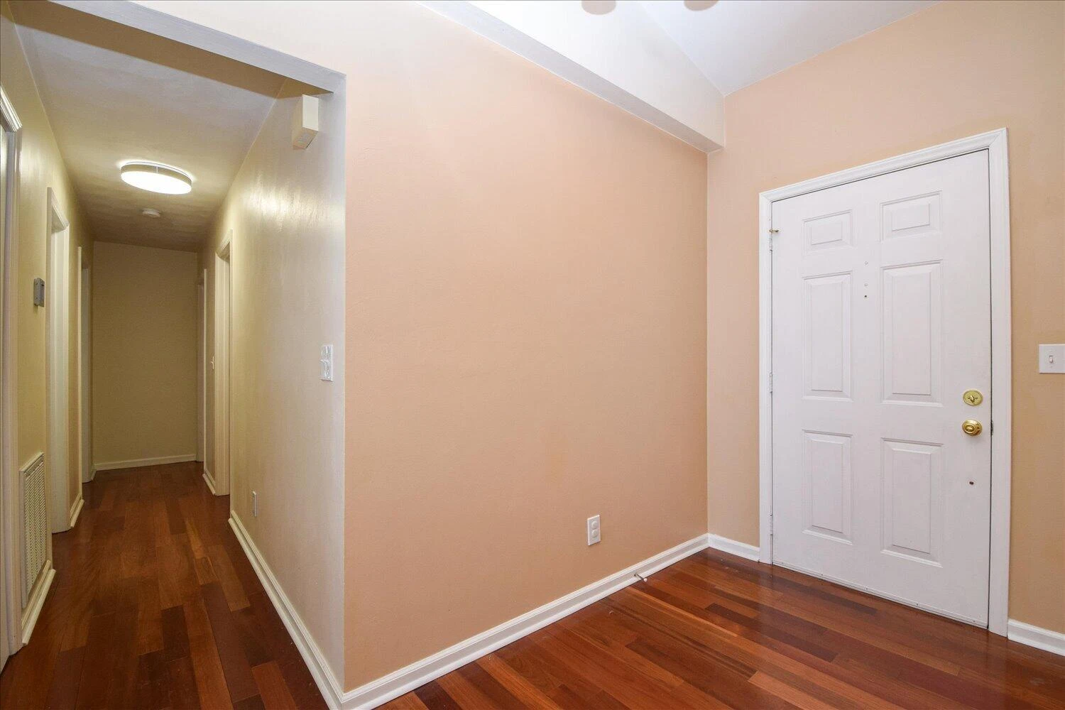 246 Pinehurst DR - Photo 10