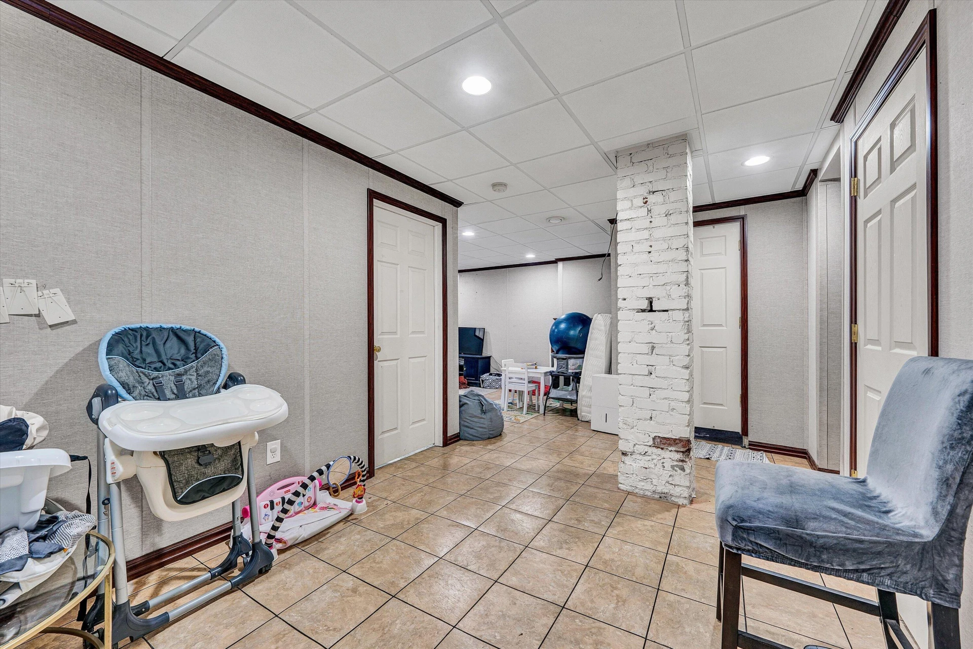 2549 Alberta AVE SW - Photo 38