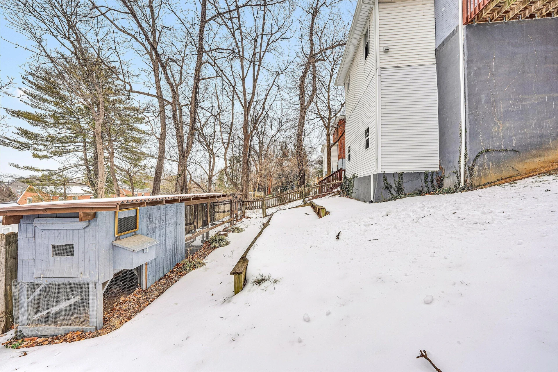 2549 Alberta AVE SW - Photo 42