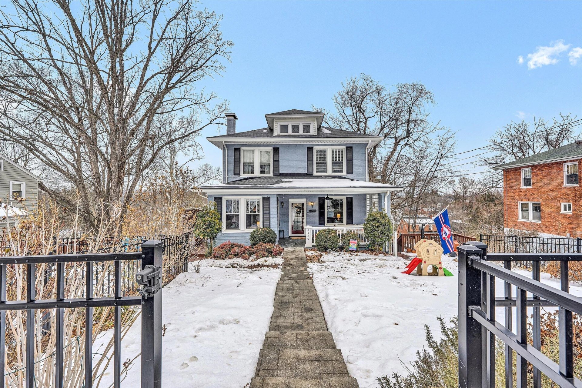 2549 Alberta AVE SW - Photo 8