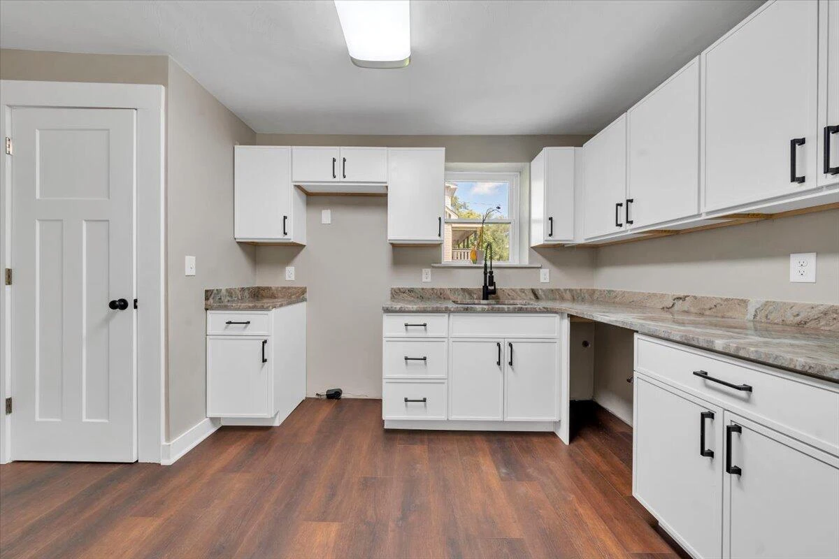 602 Rutherford AVE NW - Photo 15