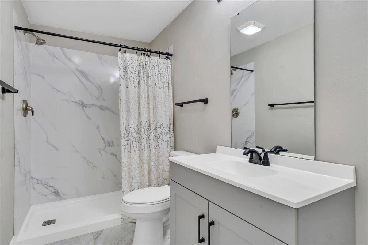 602 Rutherford AVE NW - Photo 20