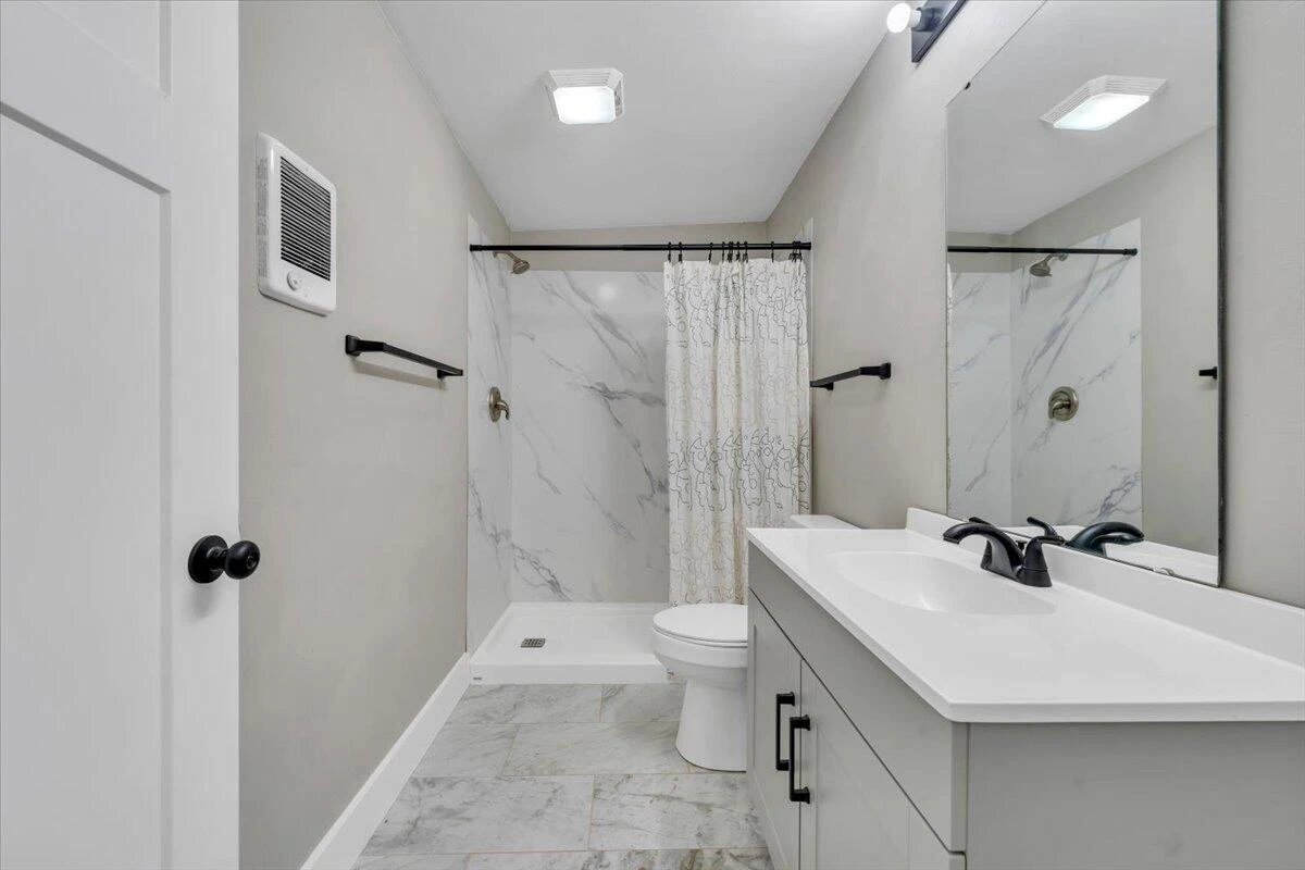 602 Rutherford AVE NW - Photo 21