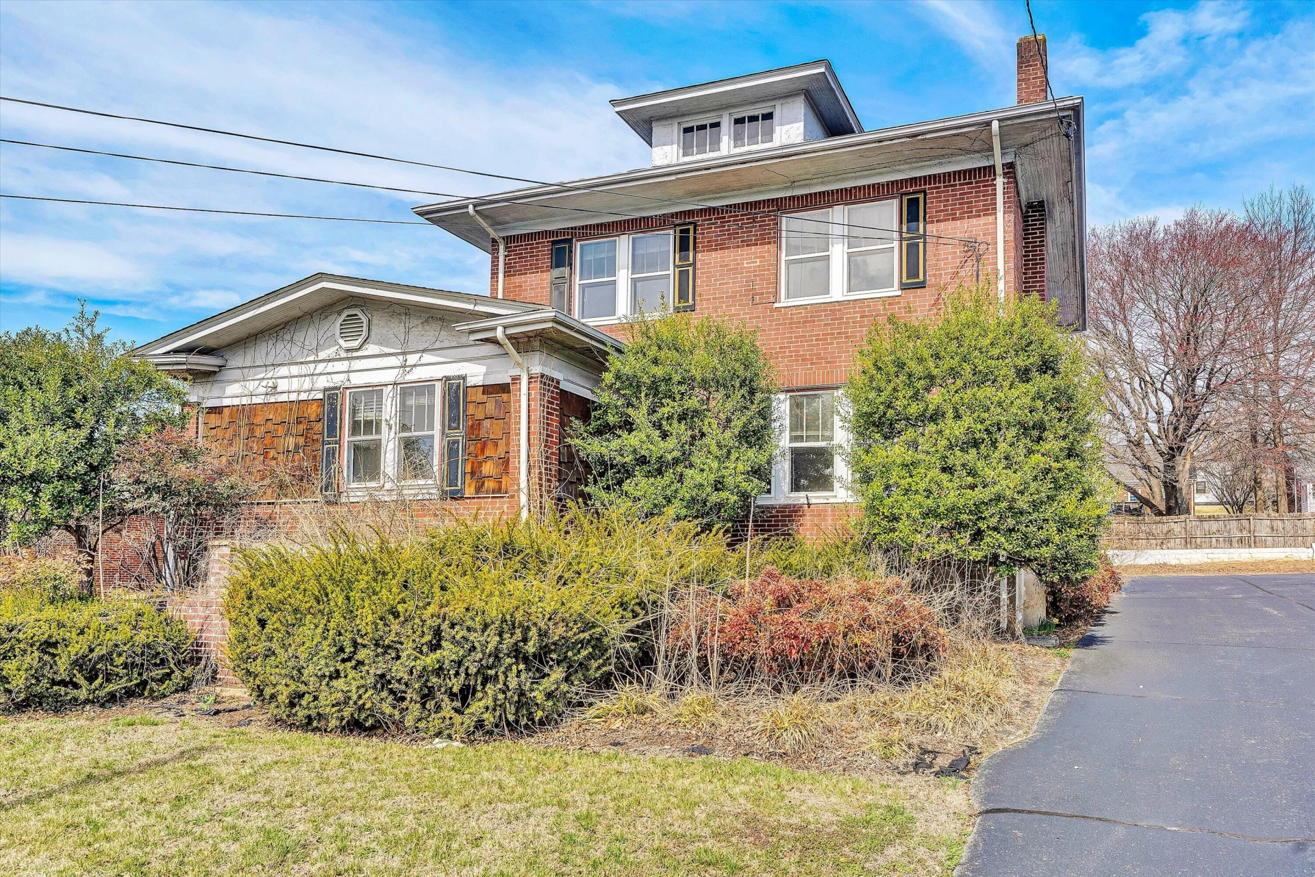 1106 Washington (and 1110) AVE
