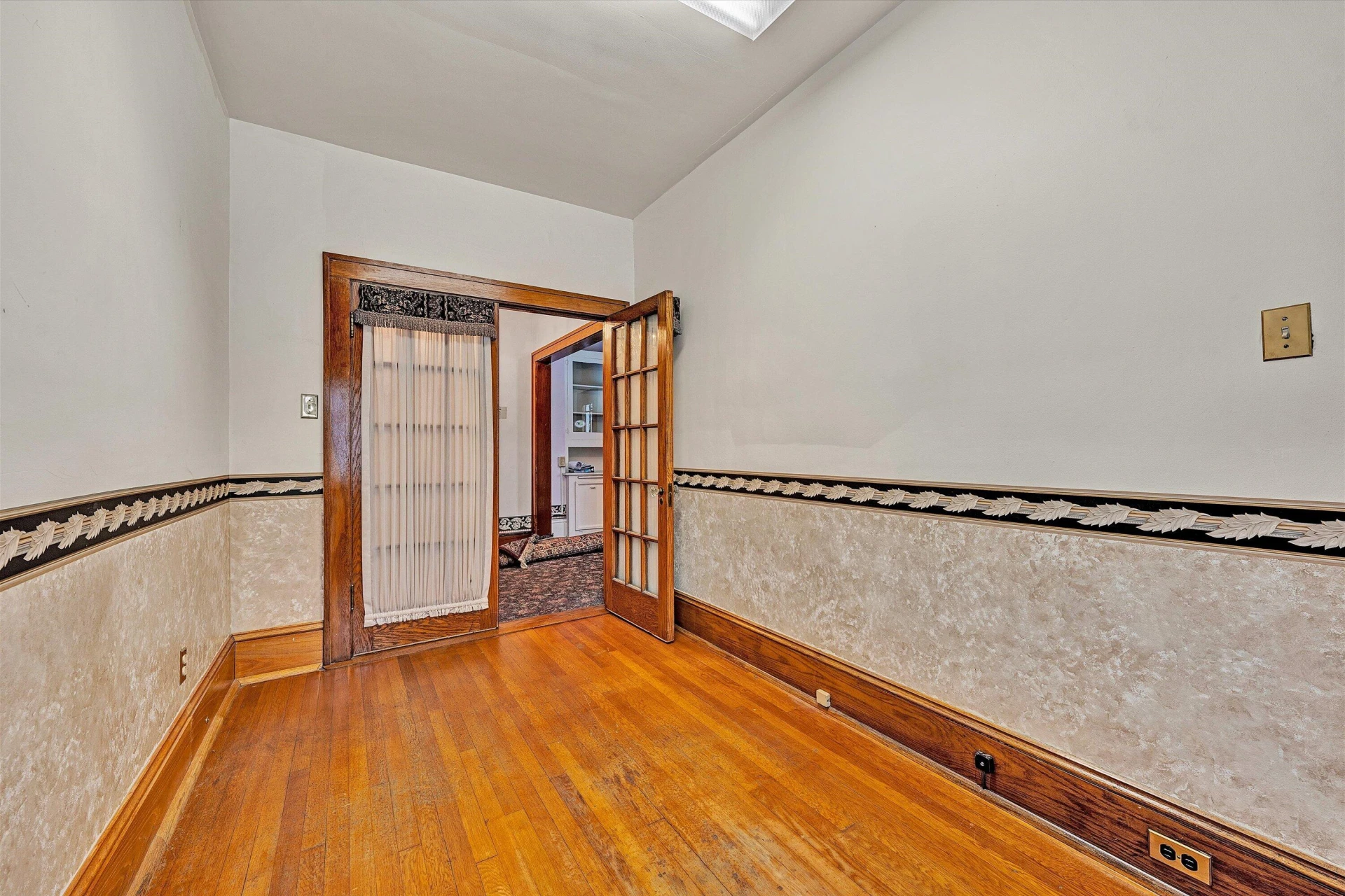 1106 Washington (and 1110) AVE - Photo 13
