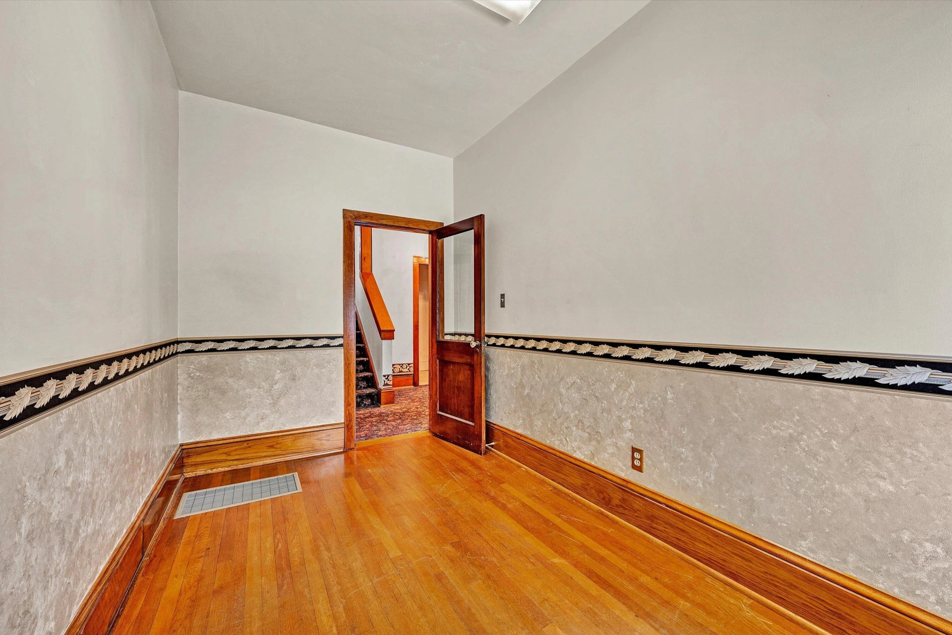 1106 Washington (and 1110) AVE - Photo 16