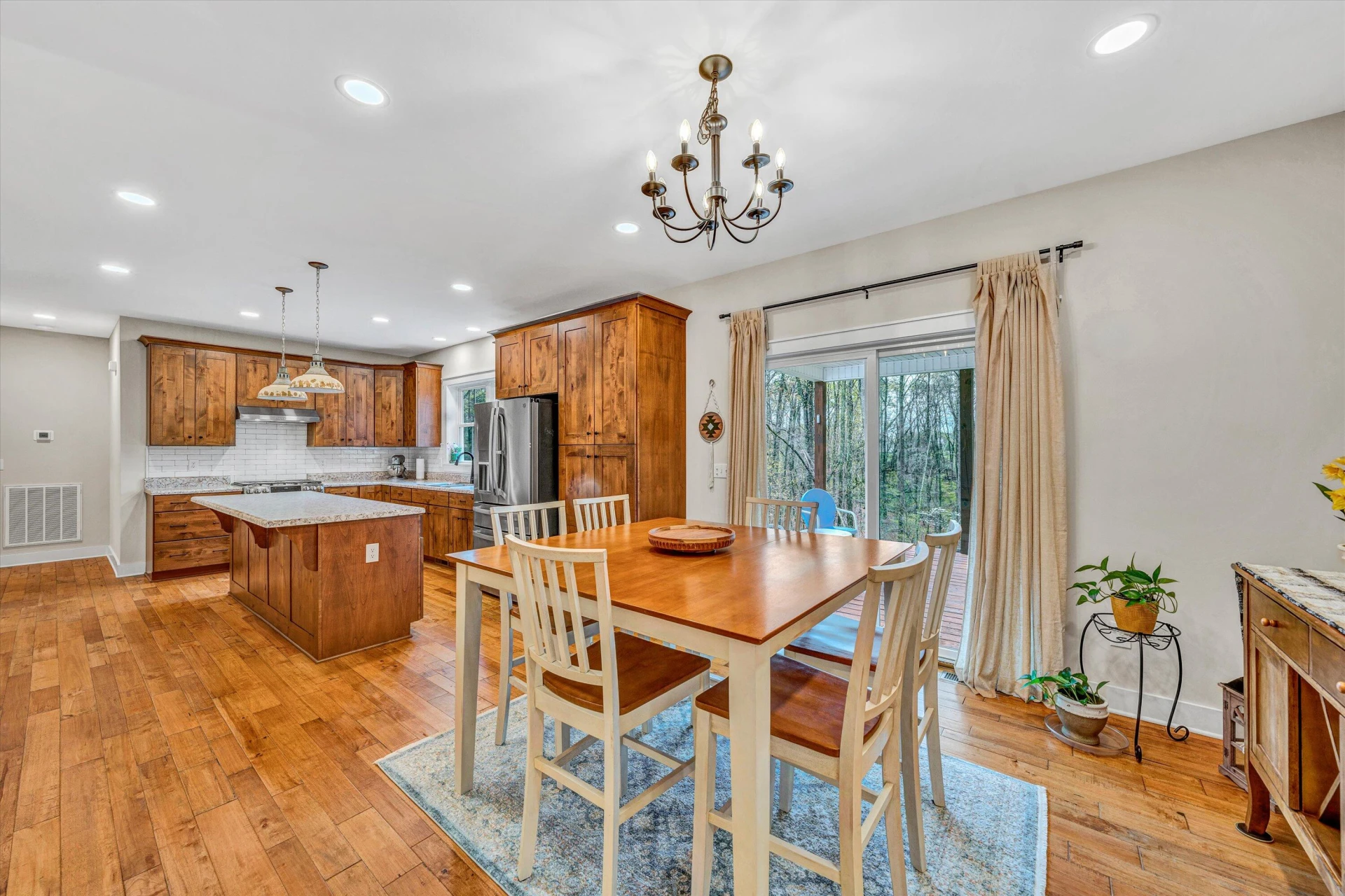389 Carroll DR - Photo 15