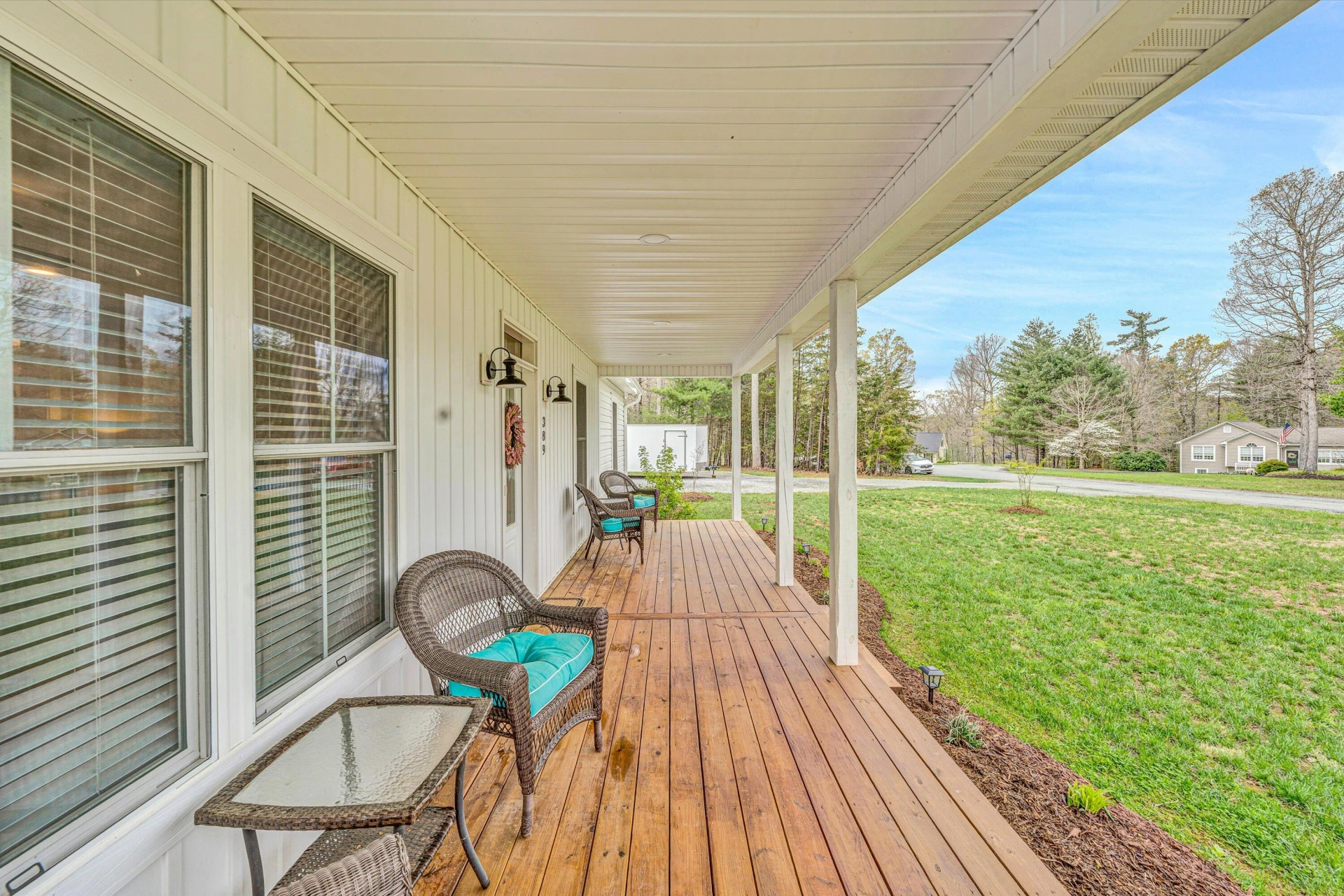 389 Carroll DR - Photo 7