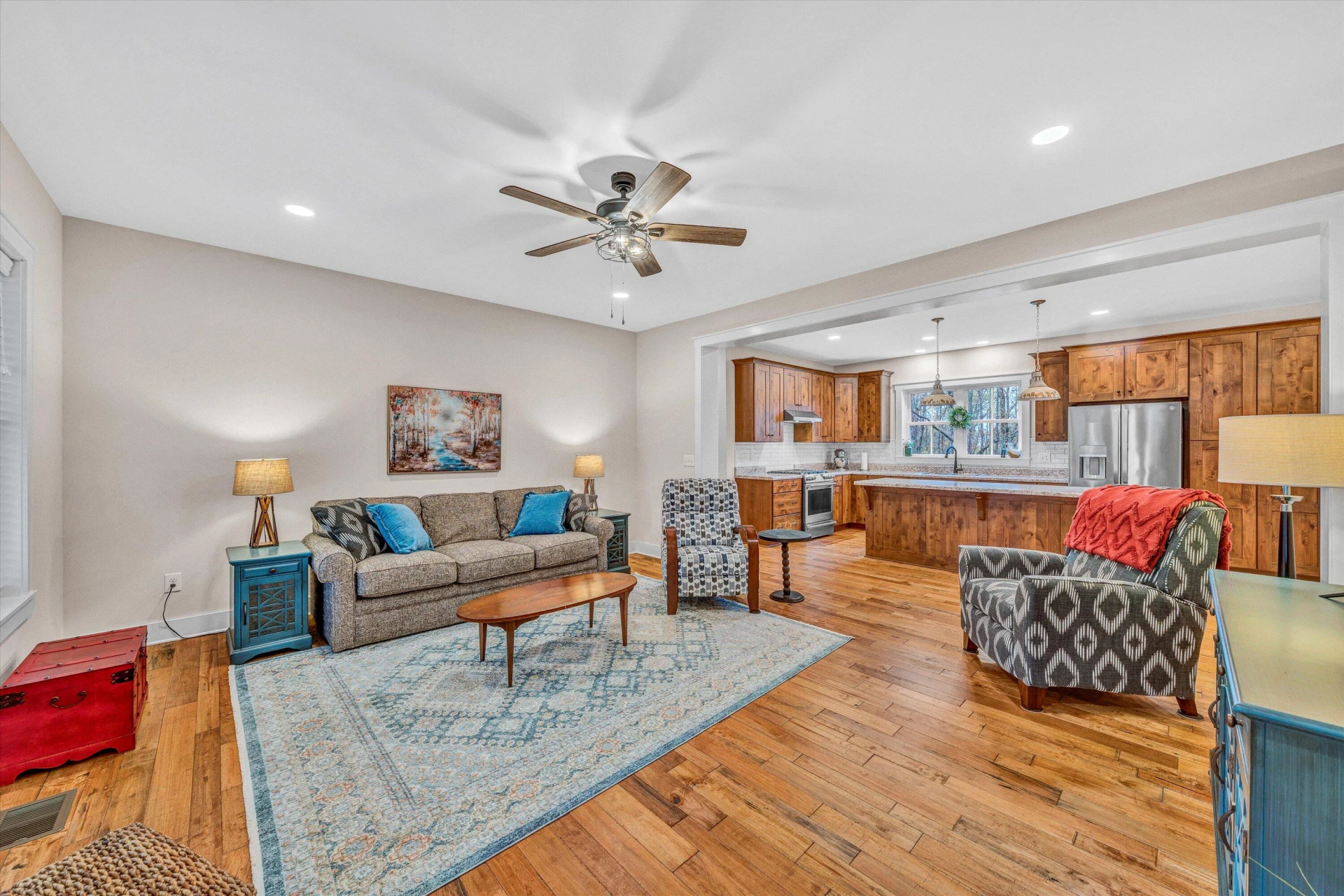 389 Carroll DR - Photo 9