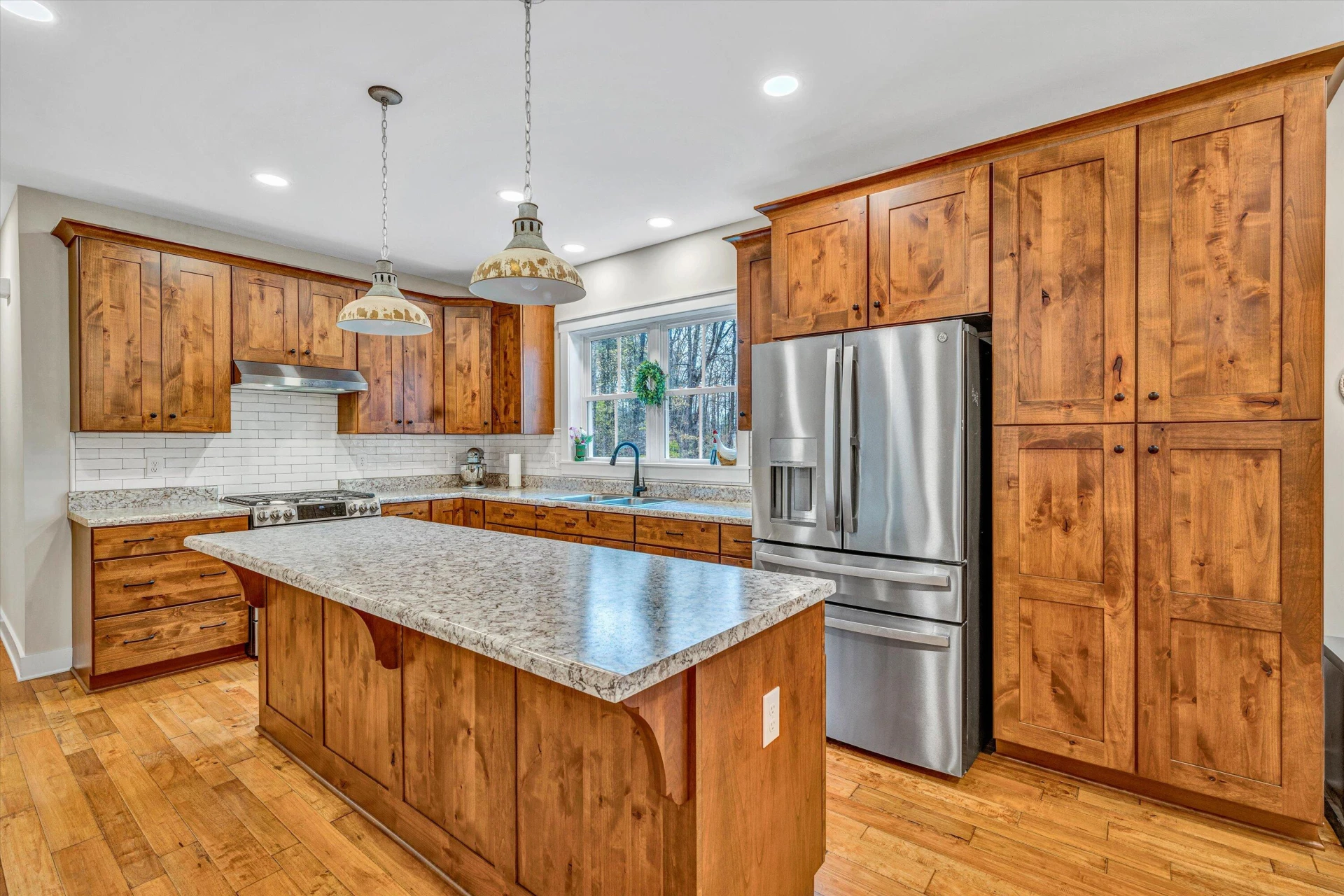 389 Carroll DR - Photo 11