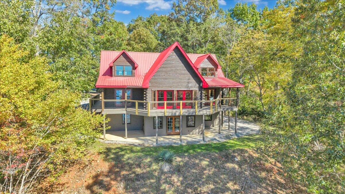 1121 BUCK TAIL CT