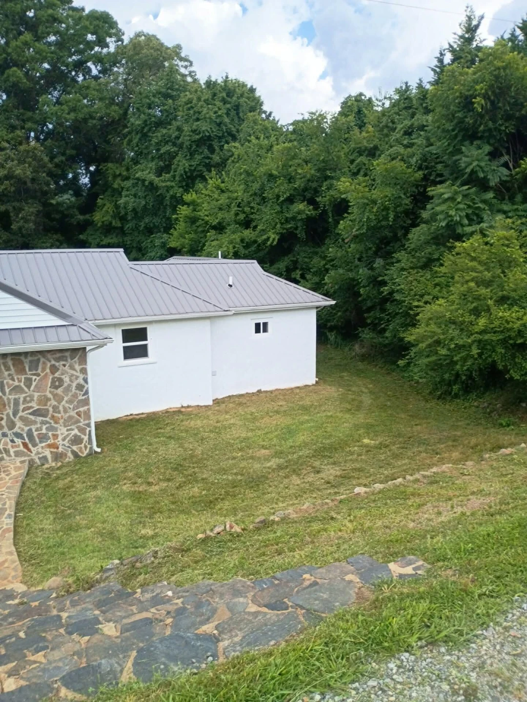 55 Hill ST - Photo 3