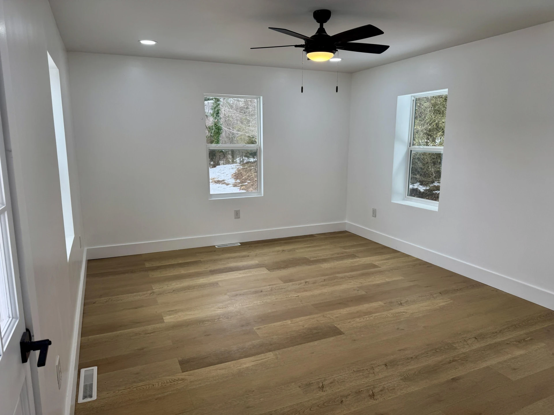 55 Hill ST - Photo 11