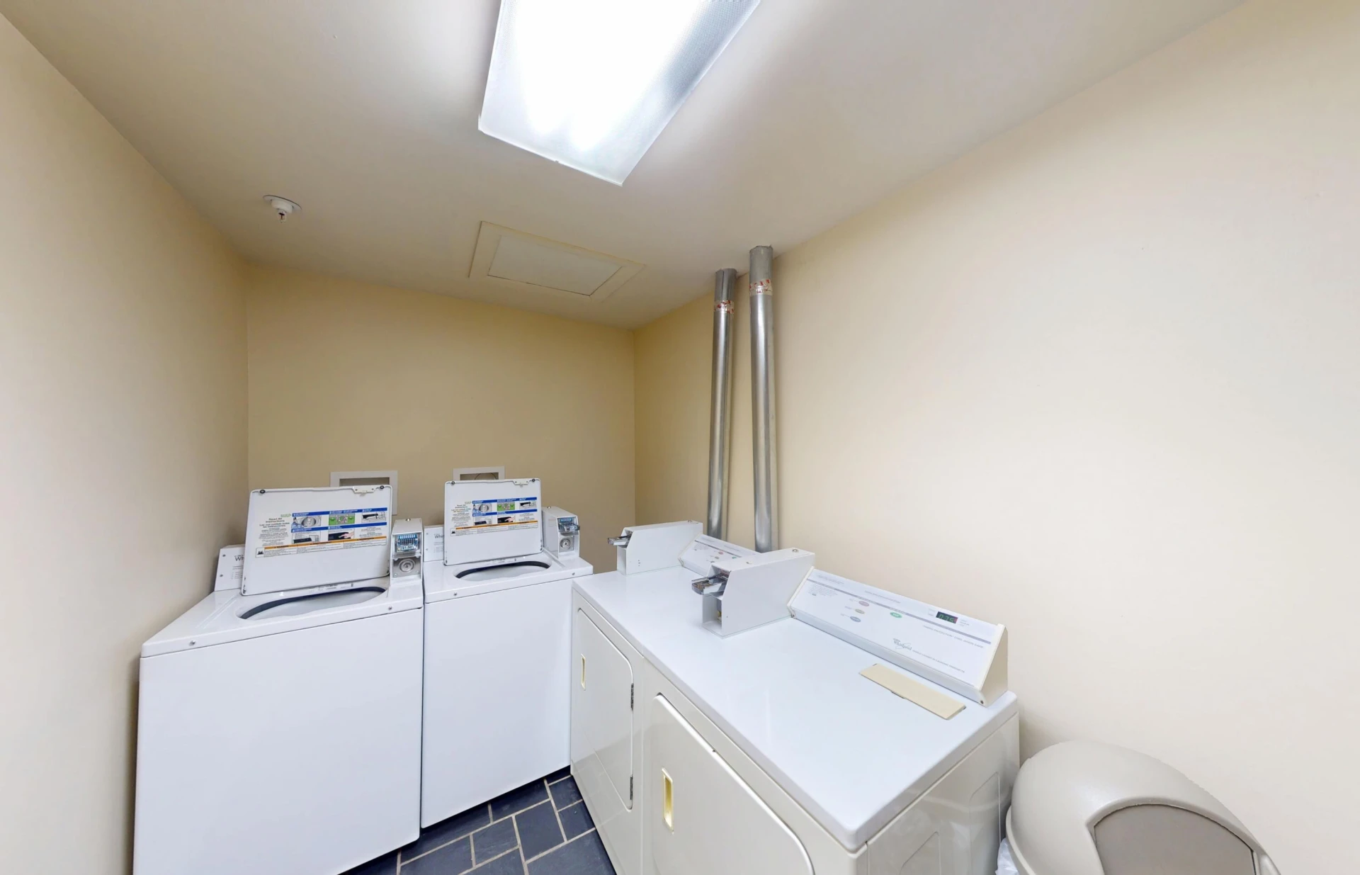135 Salem AVE SW - Photo 21
