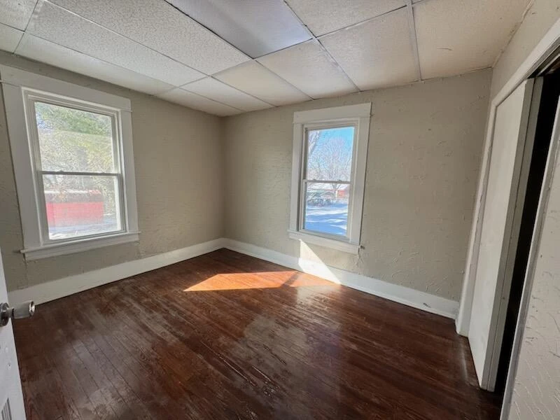 3110 Shenandoah Valley AVE NE - Photo 11