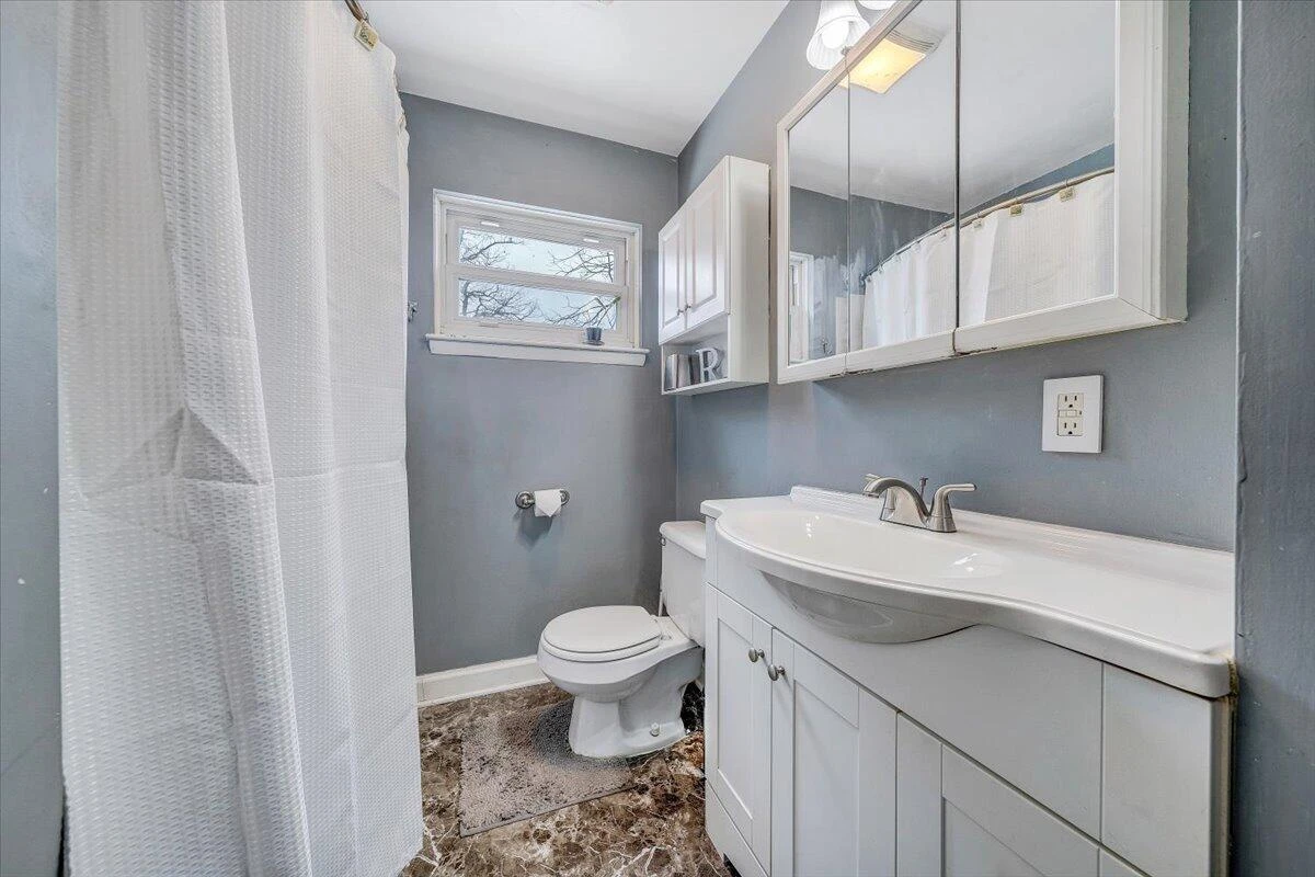 4644 Desi RD NW - Photo 16