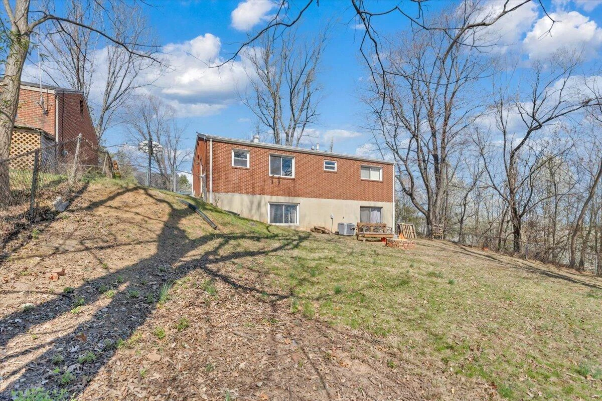 4644 Desi RD NW - Photo 24