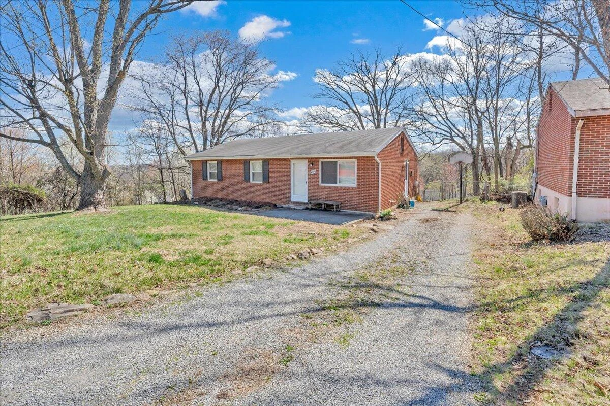 4644 Desi RD NW - Photo 27