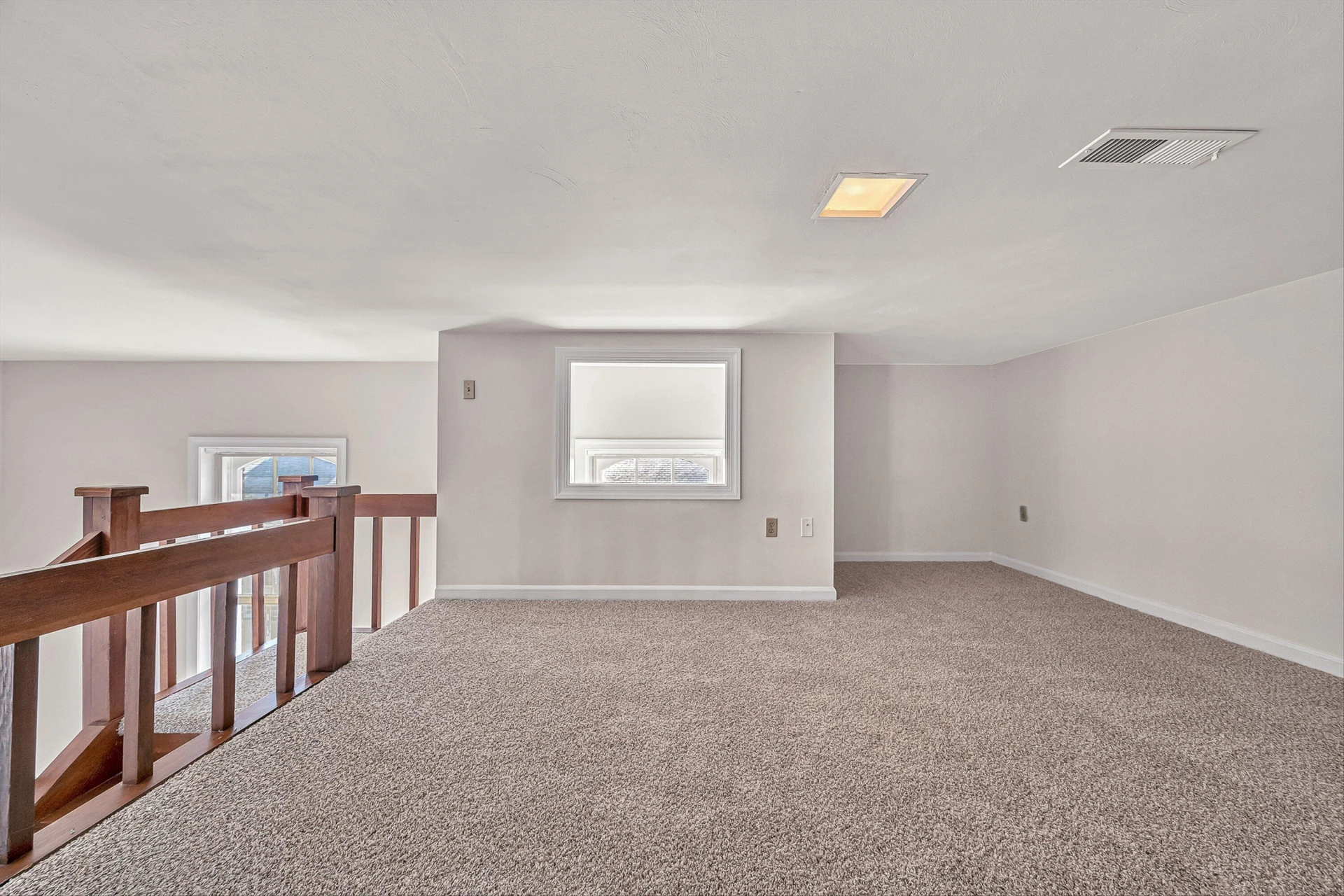 129 Academy ST - Photo 17