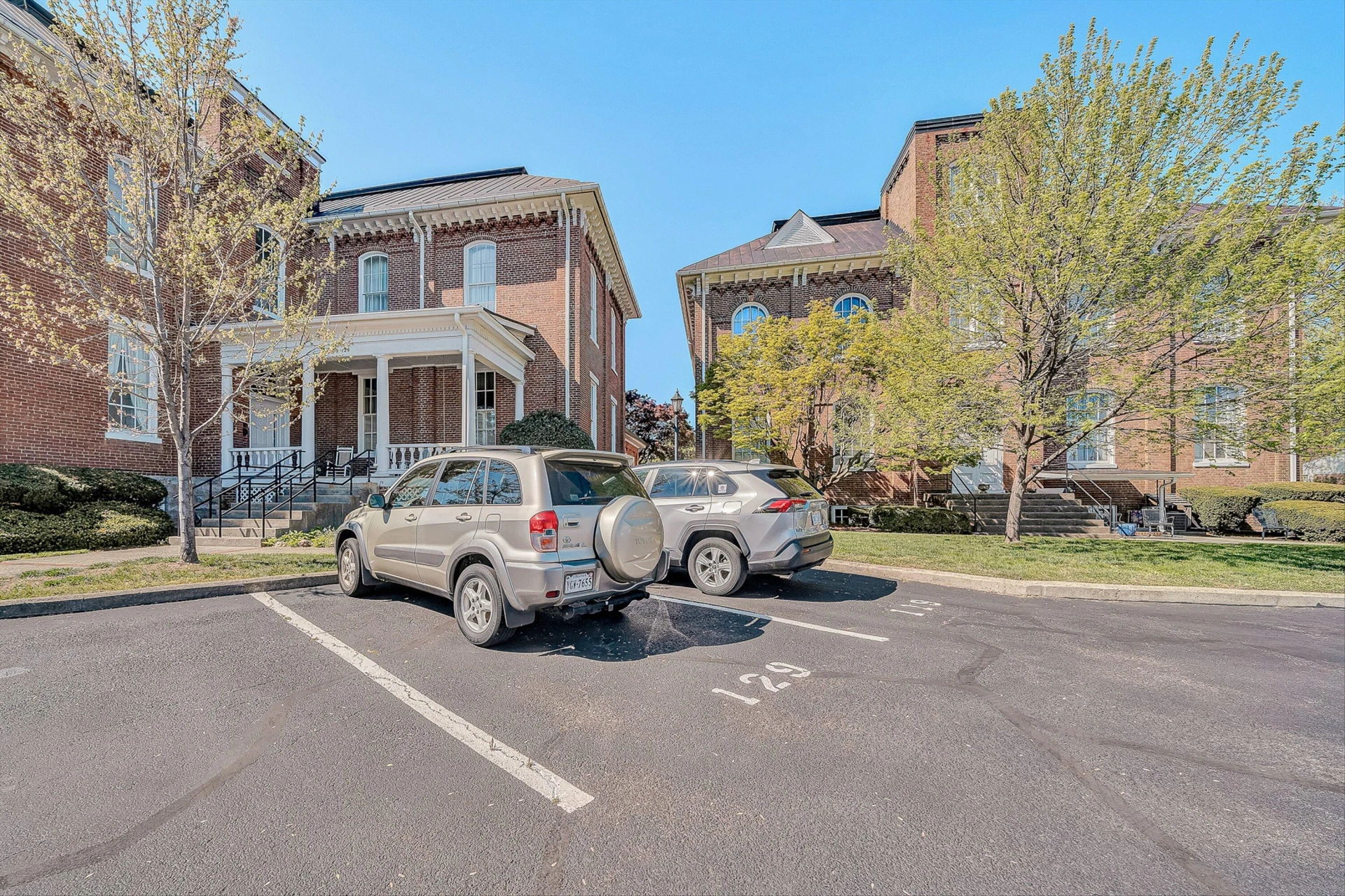 129 Academy ST - Photo 27