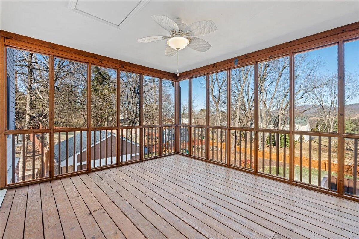681 Stayman RD - Photo 39