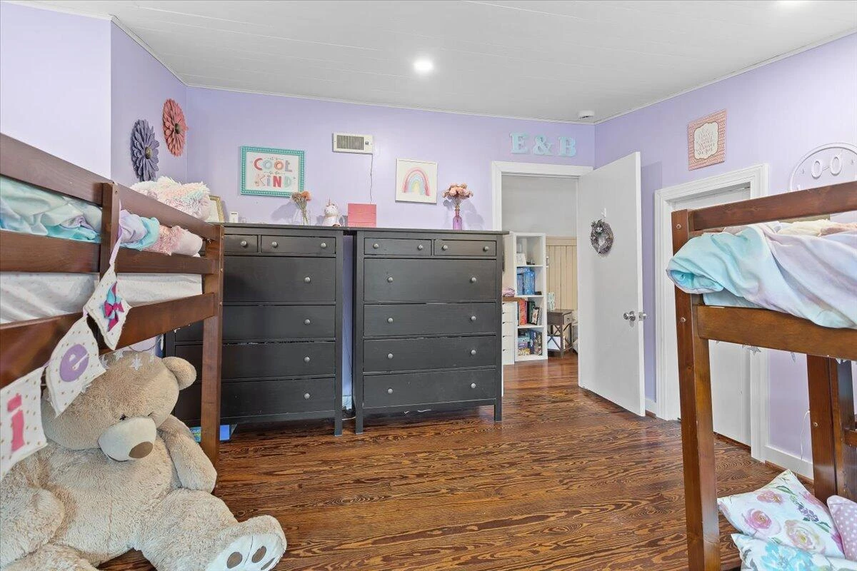 1639 Sunset AVE - Photo 26