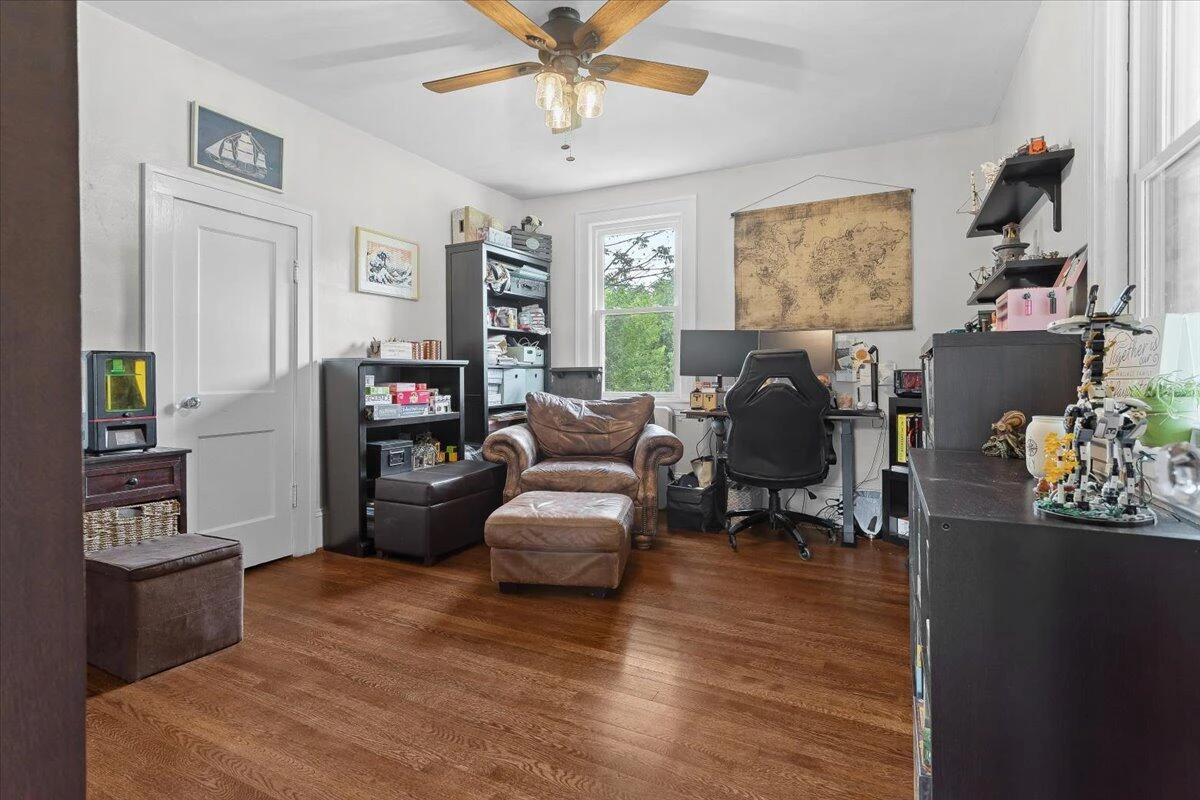 1639 Sunset AVE - Photo 7