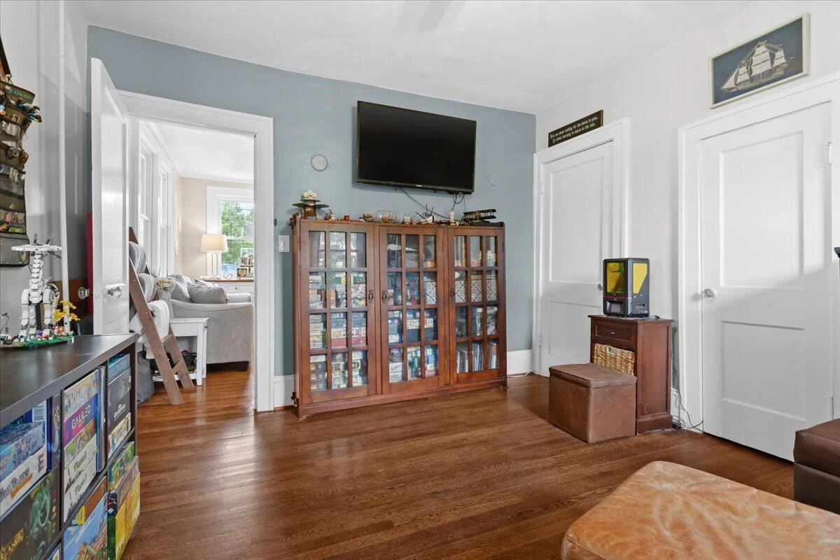 1639 Sunset AVE - Photo 8