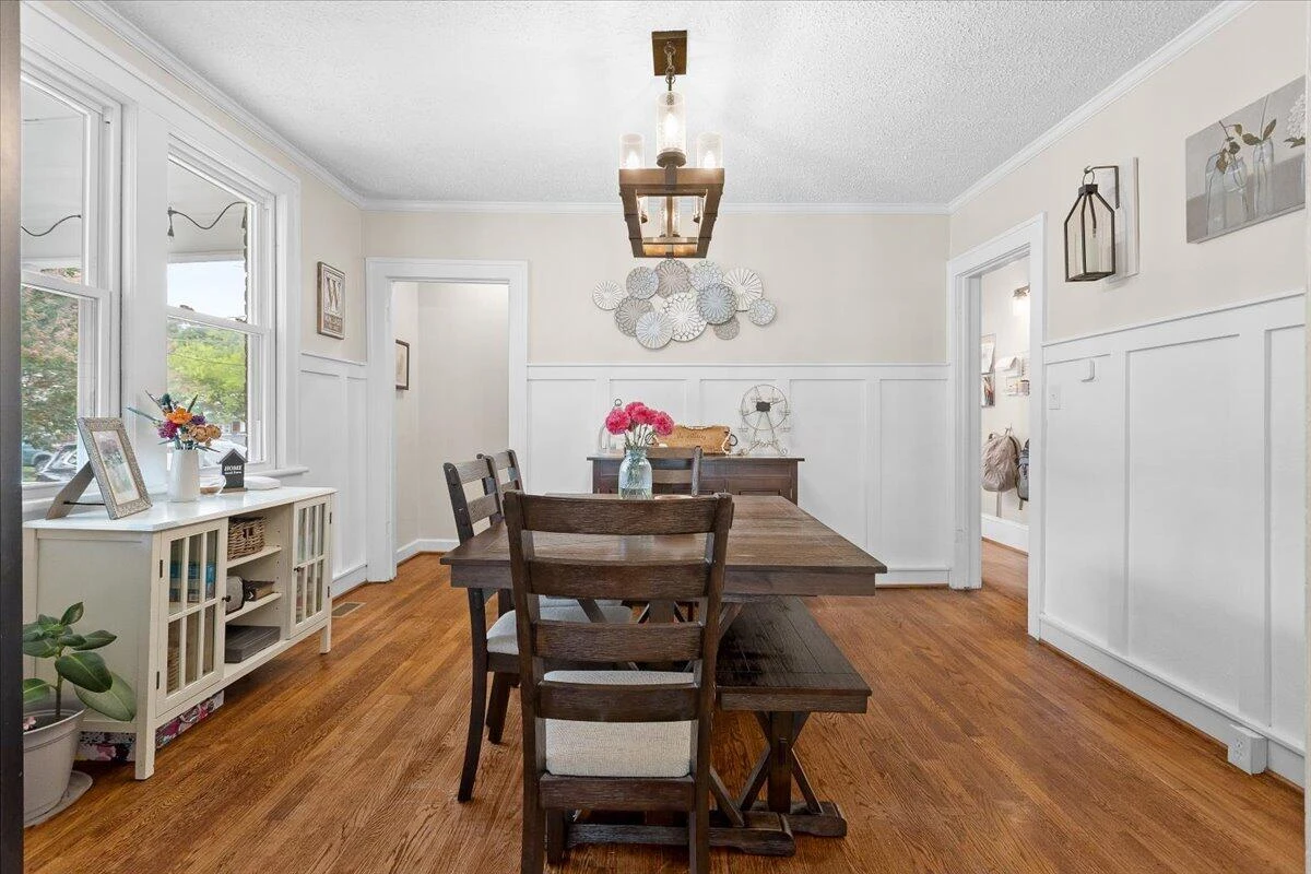1639 Sunset AVE - Photo 9
