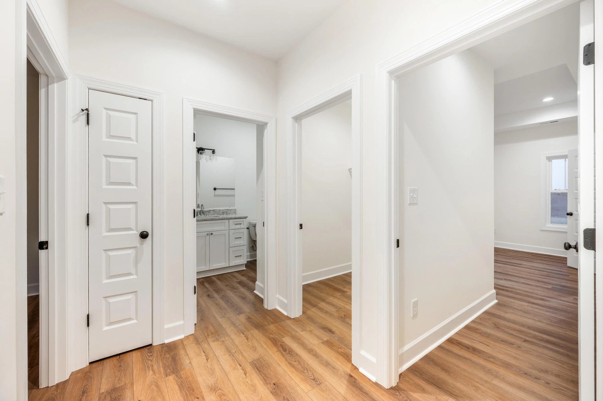 10480 Leesville RD - Photo 15
