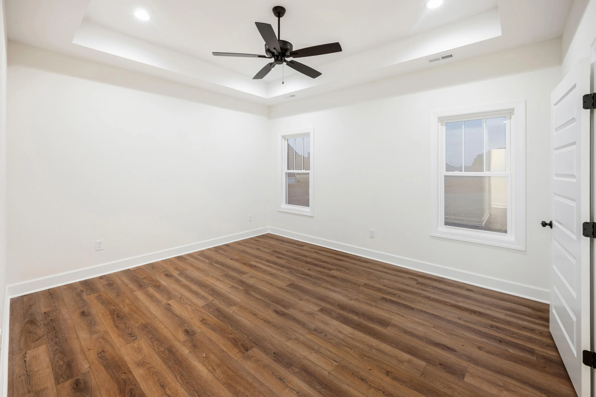 10480 Leesville RD - Photo 22
