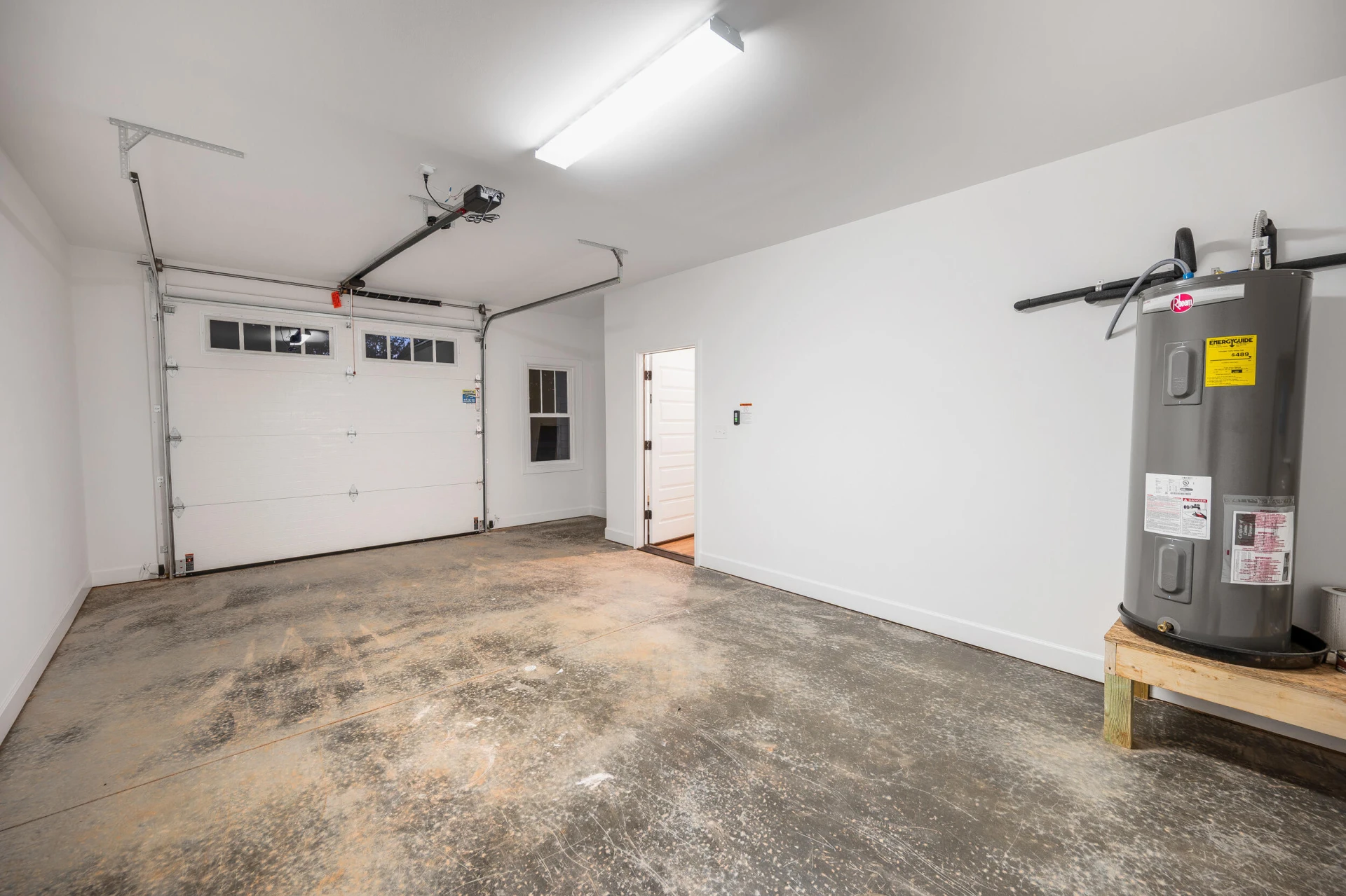 10480 Leesville RD - Photo 31
