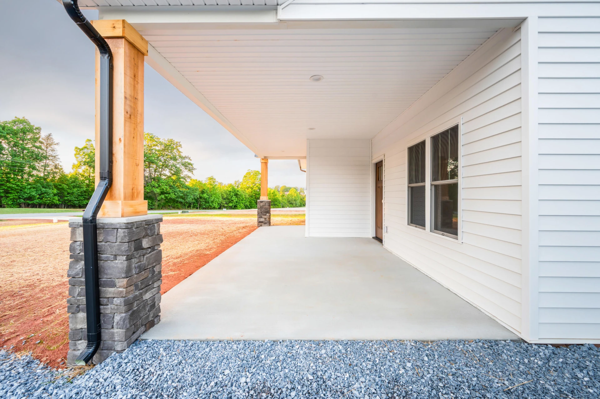 10480 Leesville RD - Photo 33