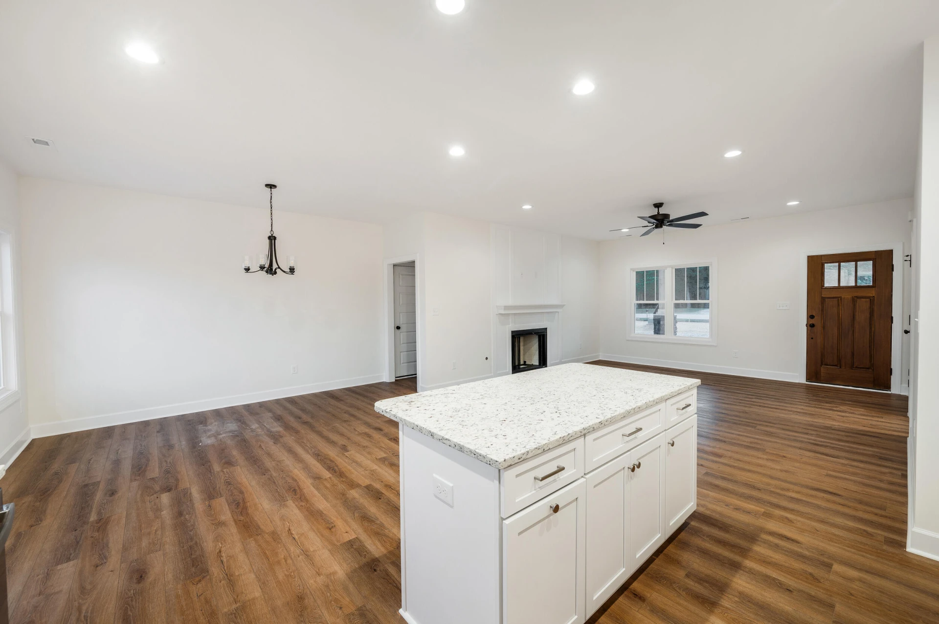 10480 Leesville RD - Photo 6