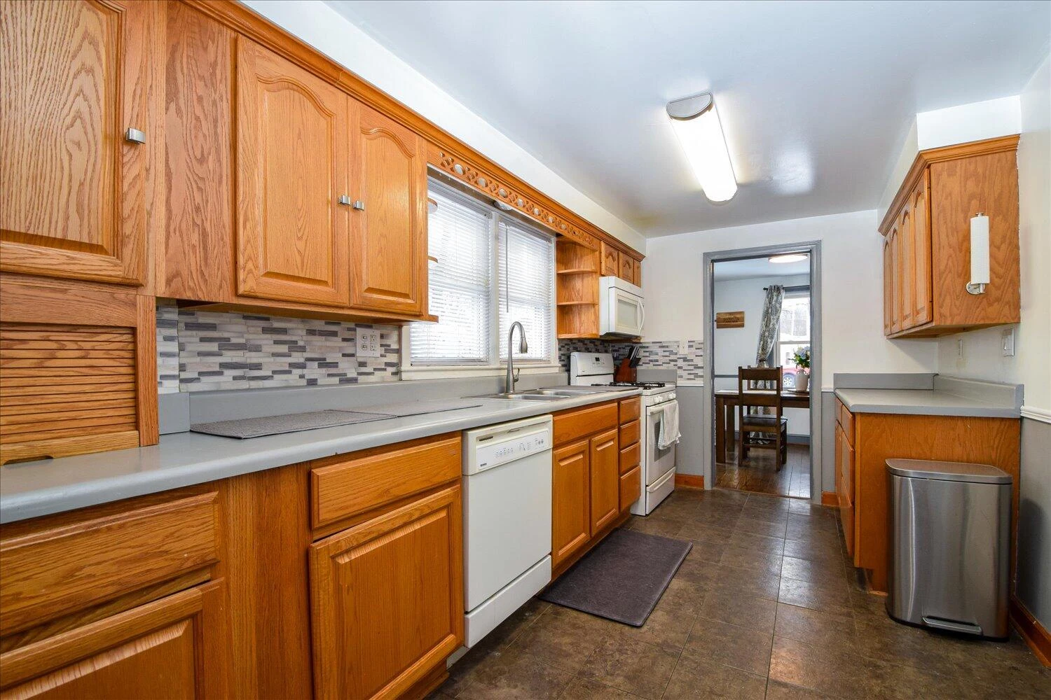 3012 Kennedy ST NE - Photo 10