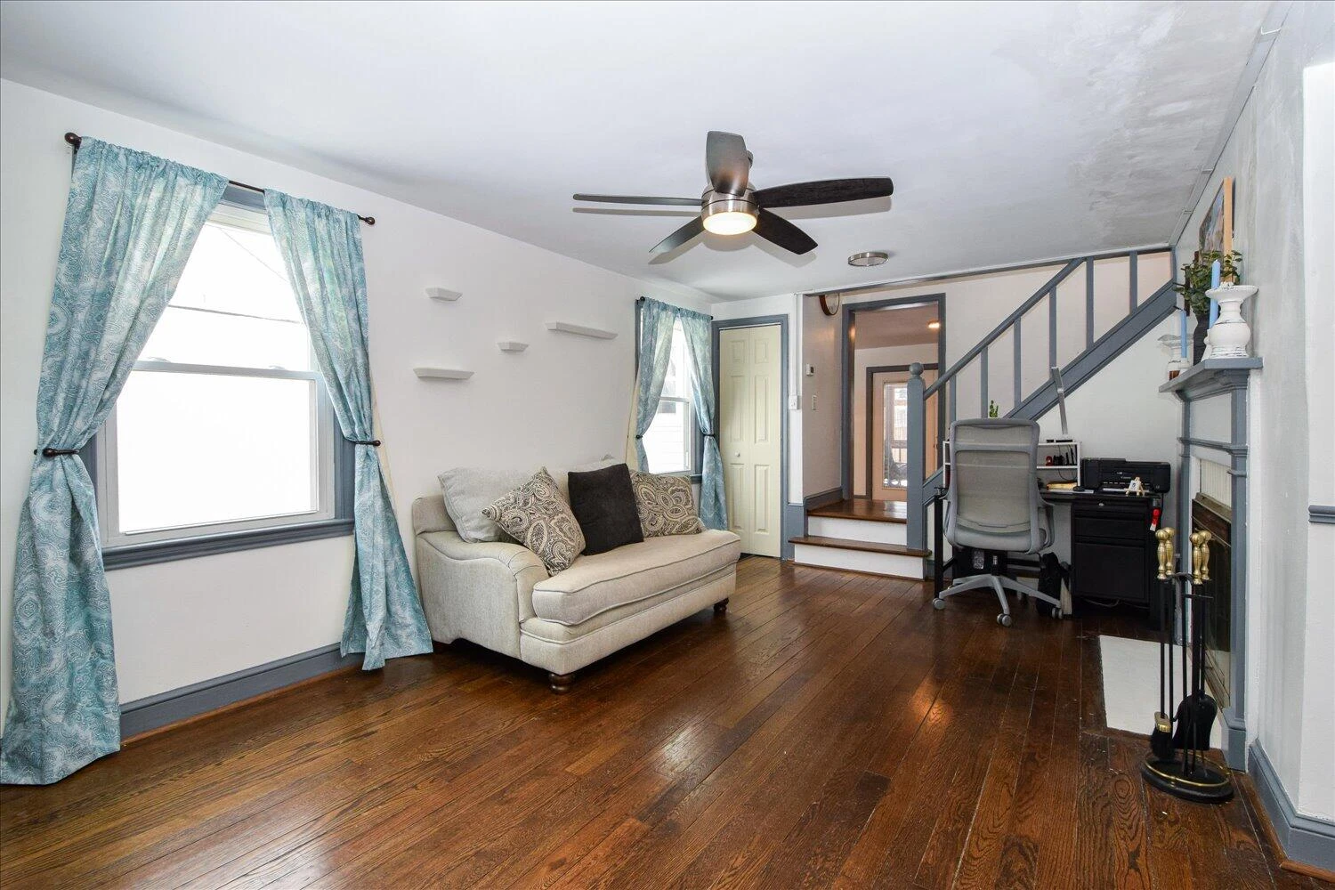 3012 Kennedy ST NE - Photo 4