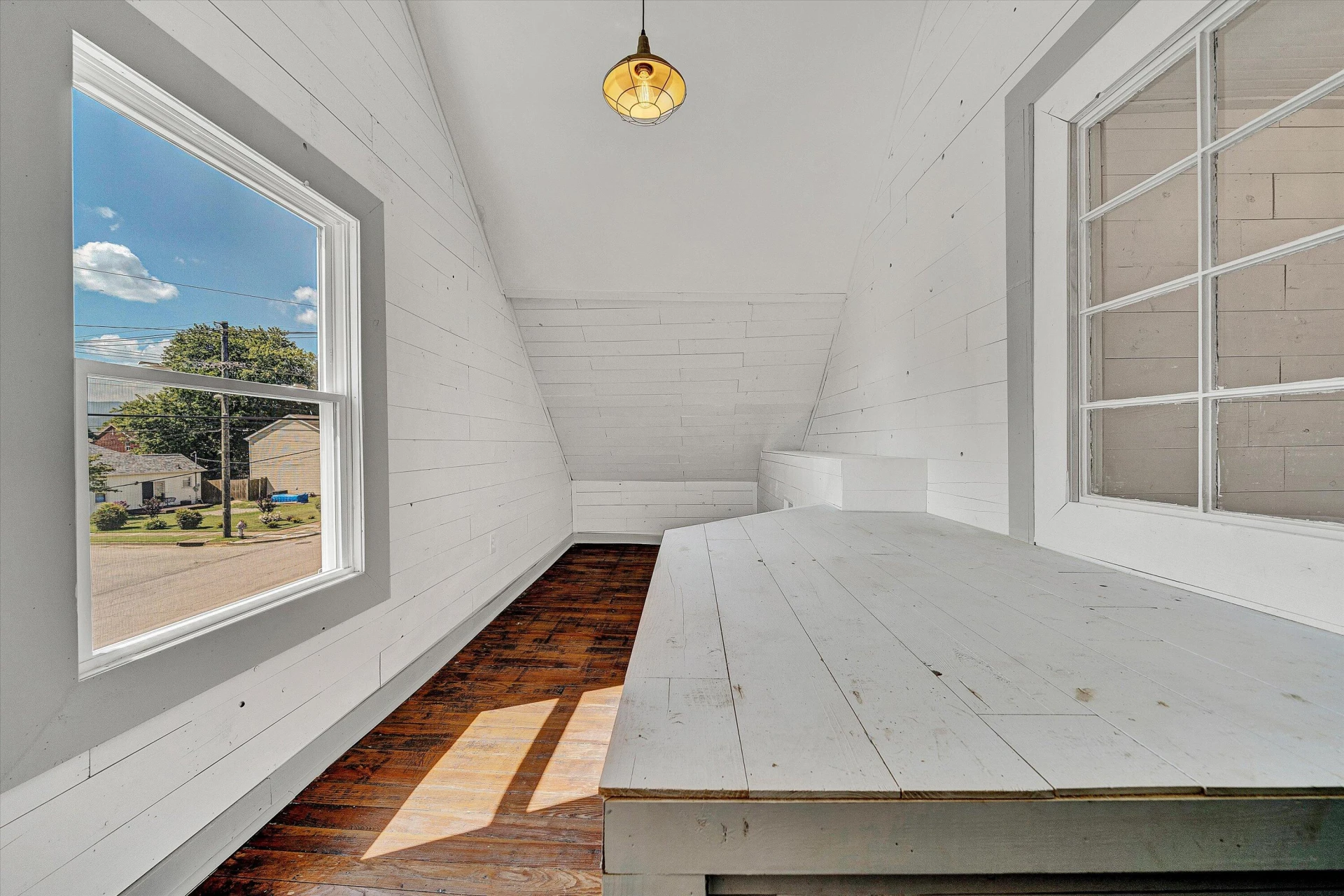 402 7th ST - Photo 22