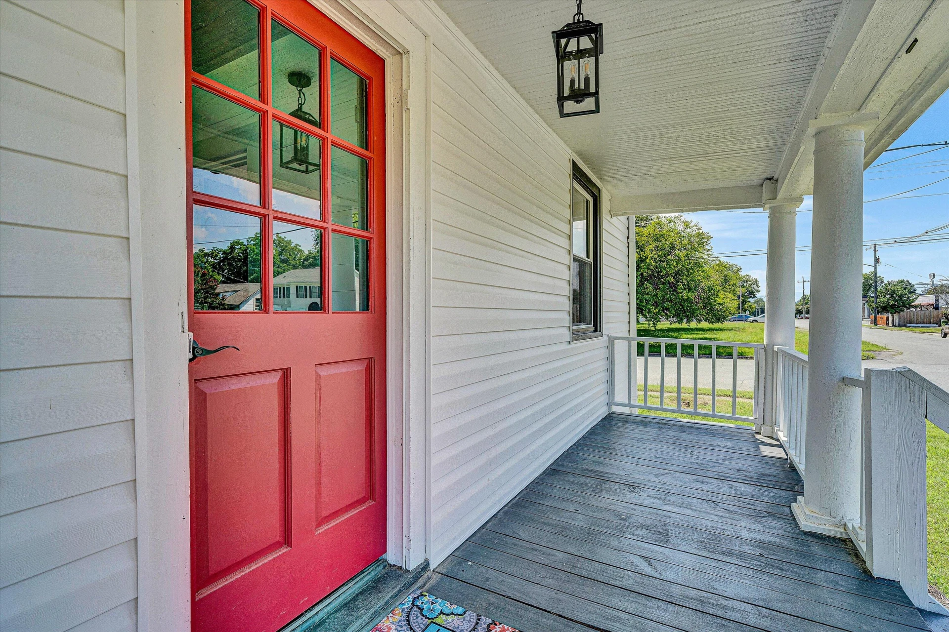 402 7th ST - Photo 4