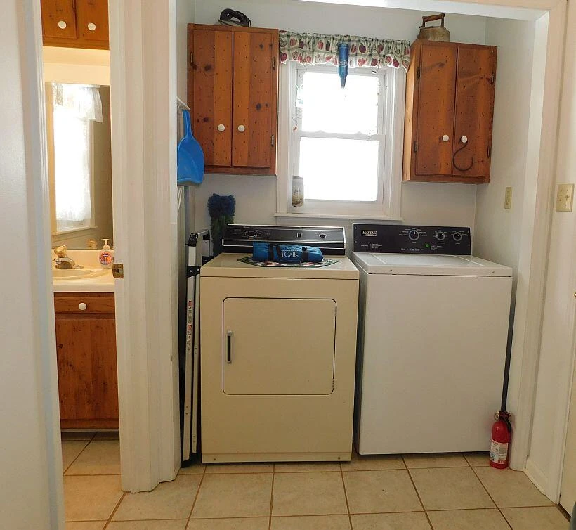 150 Wescott RD - Photo 16