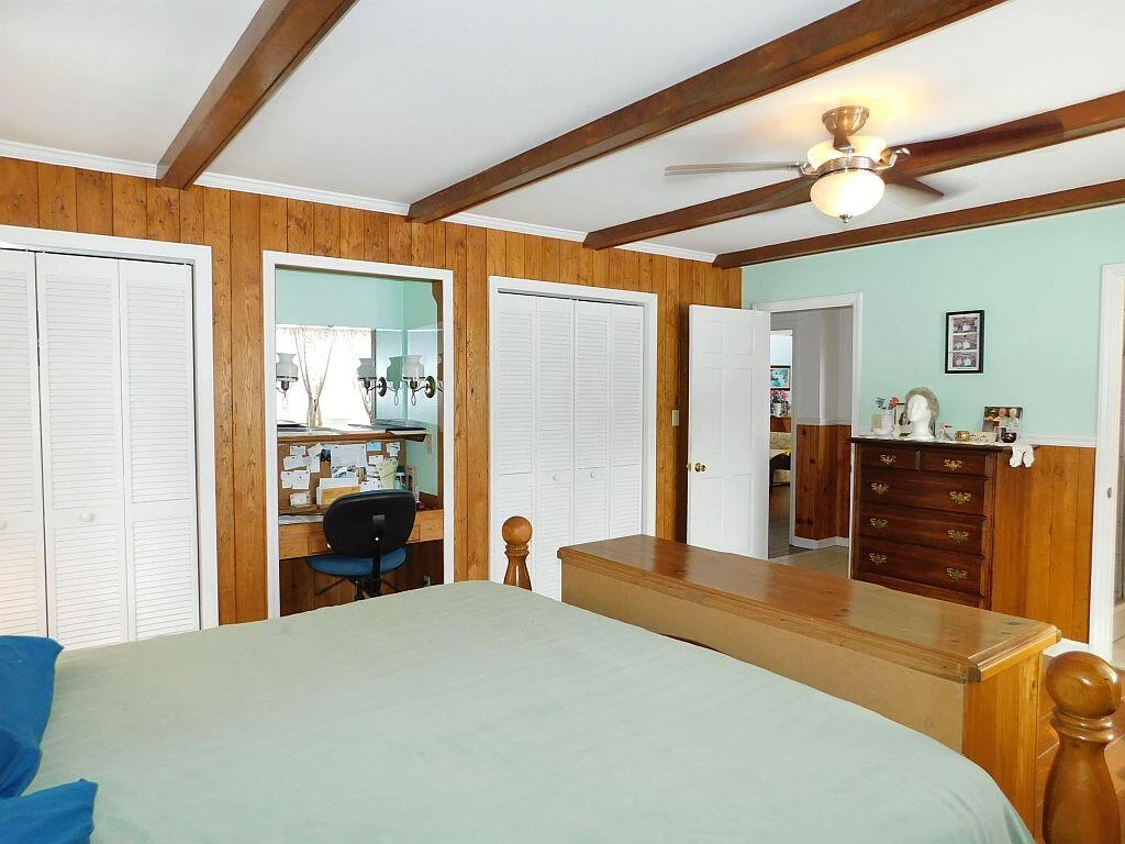150 Wescott RD - Photo 18
